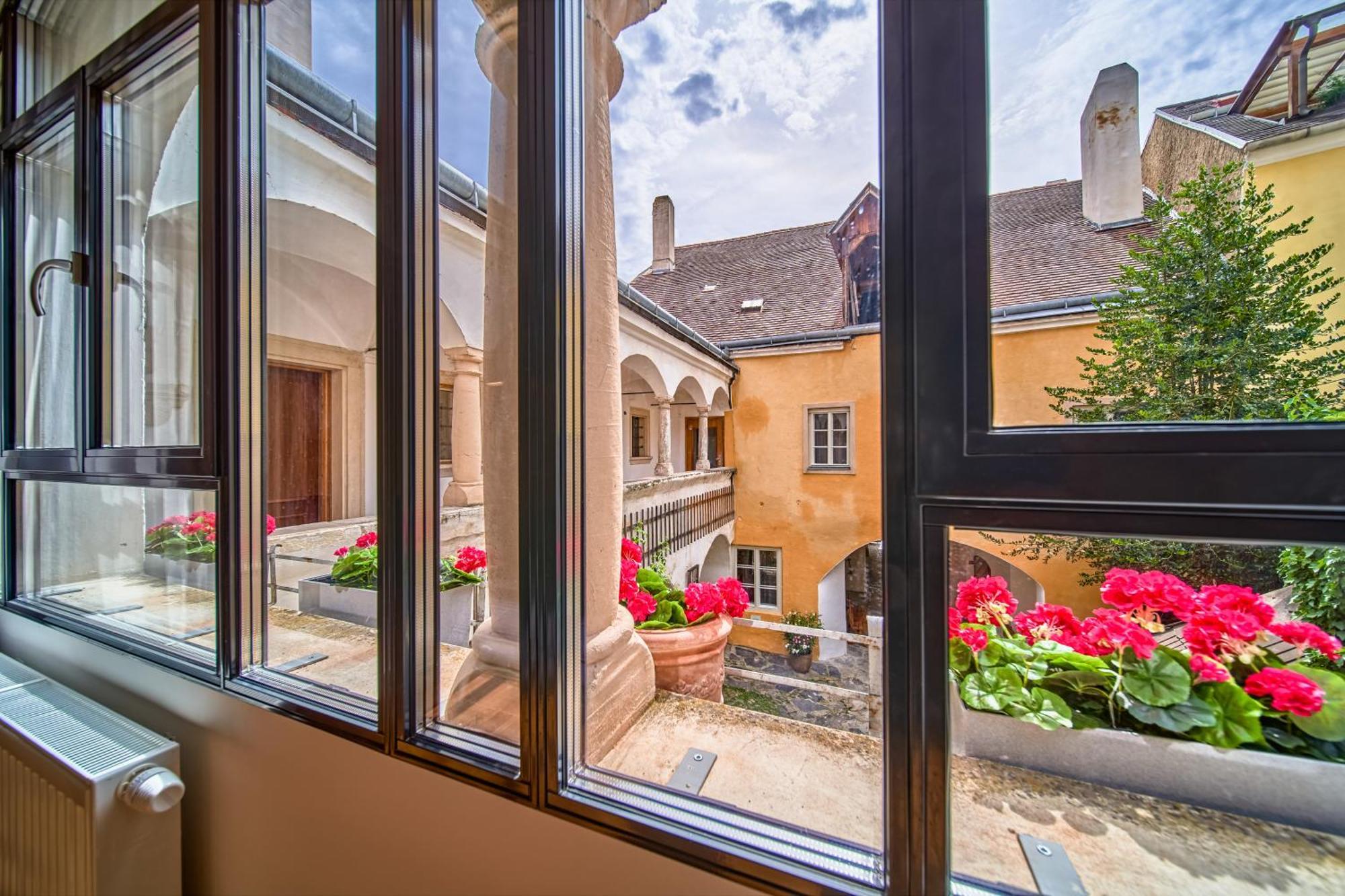 Smile Apartments "Lesehof" Krems an der Donau Exterior photo